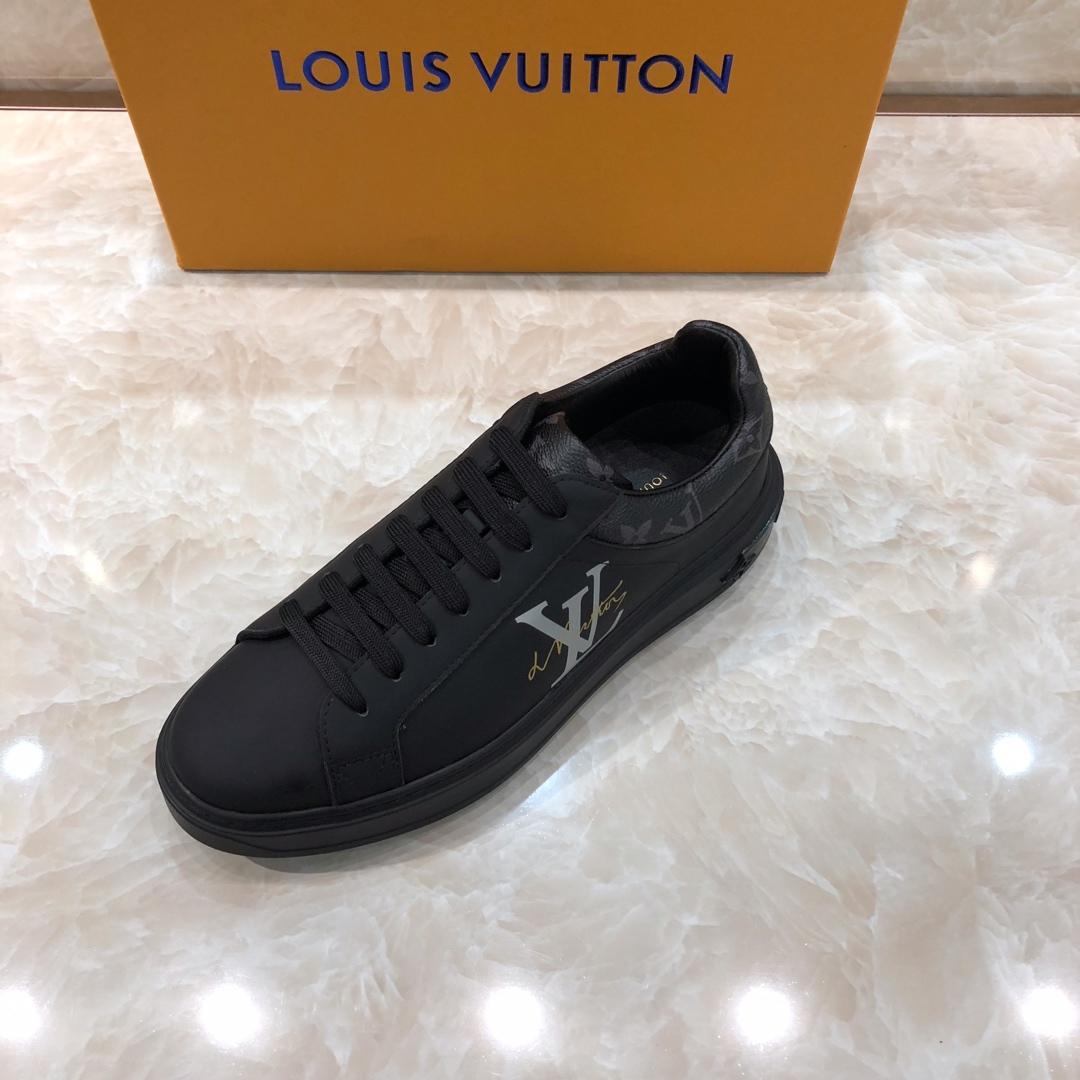 lv Perfect Quality Sneakers Black and LV print with black sole MS071057