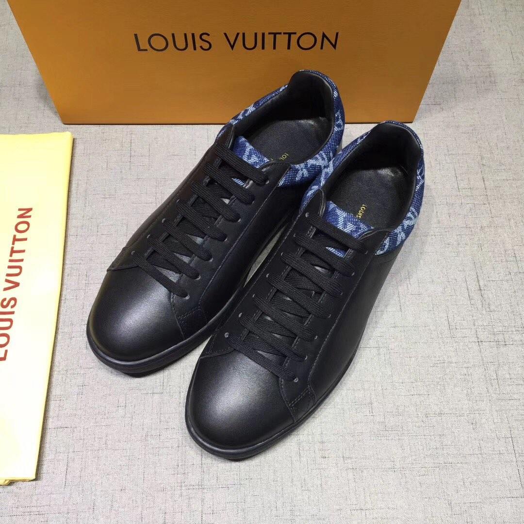 lv Perfect Quality Sneakers Black and blue Monogram detail with black sole MS071042
