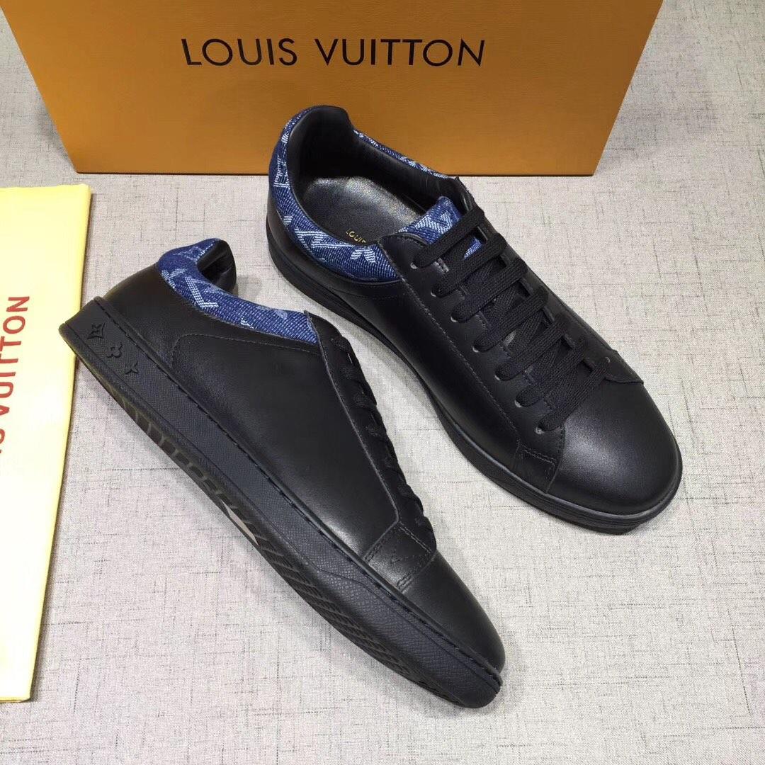 lv Perfect Quality Sneakers Black and blue Monogram detail with black sole MS071042