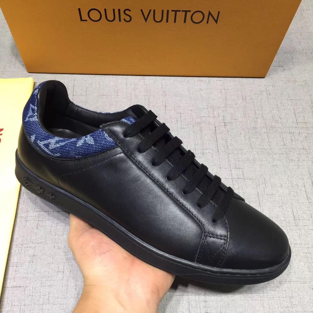 lv Perfect Quality Sneakers Black and blue Monogram detail with black sole MS071042