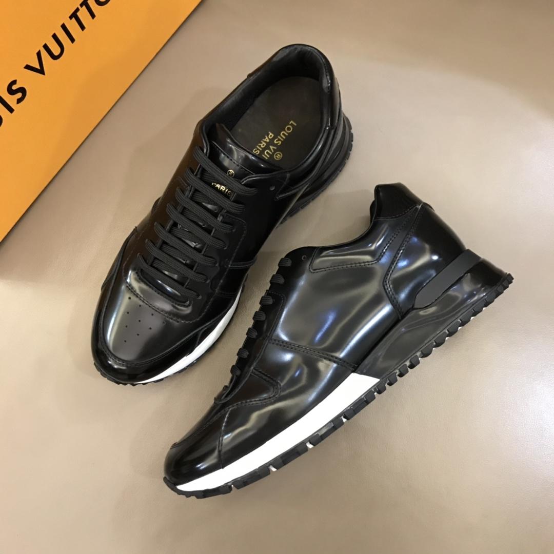 lv Perfect Quality Sneakers Black and black heel with colorblock sole MS02819