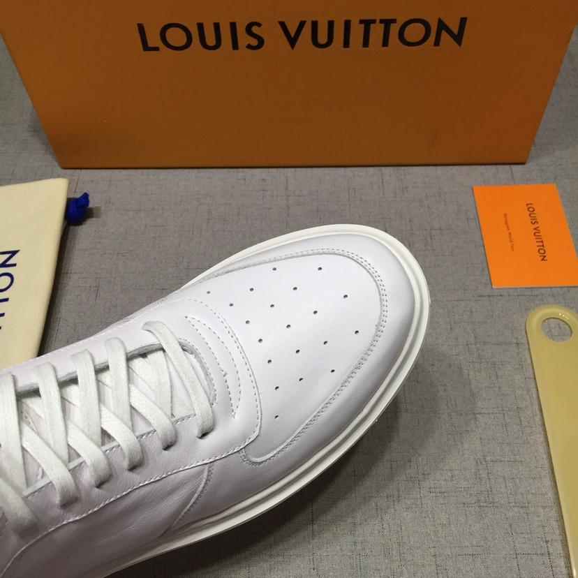 lv High-top Perfect Quality Sneakers White and white soles MS071083