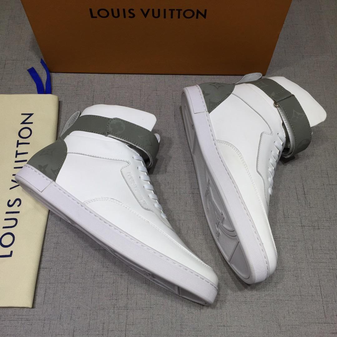 lv High-top Perfect Quality Sneakers White and gray Monogram details and white sole MS071081