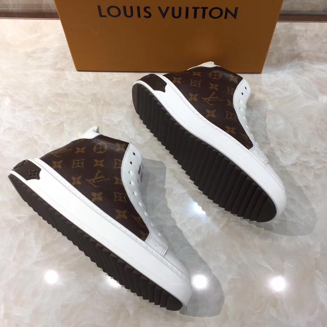 lv High-top Perfect Quality Sneakers White and brown Monogram print and white sole MS071075