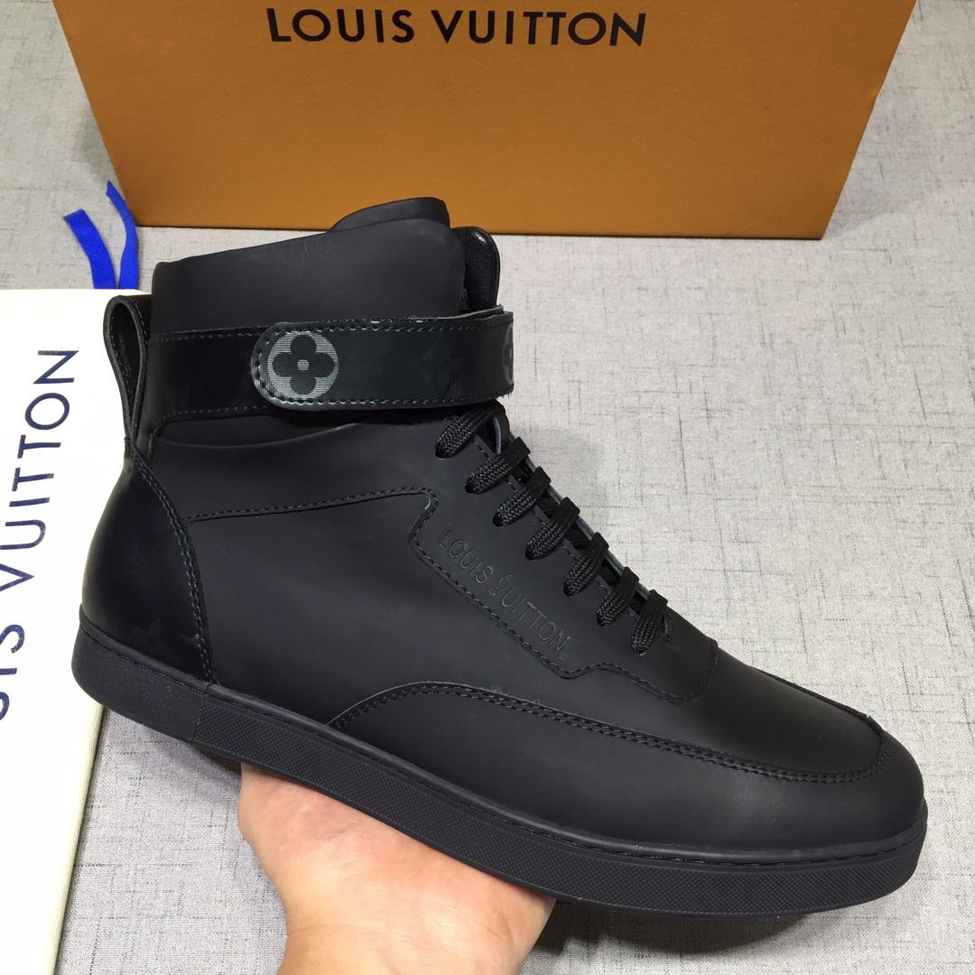 lv High-top Perfect Quality Sneakers Black and black Monogram detail and black sole MS071082