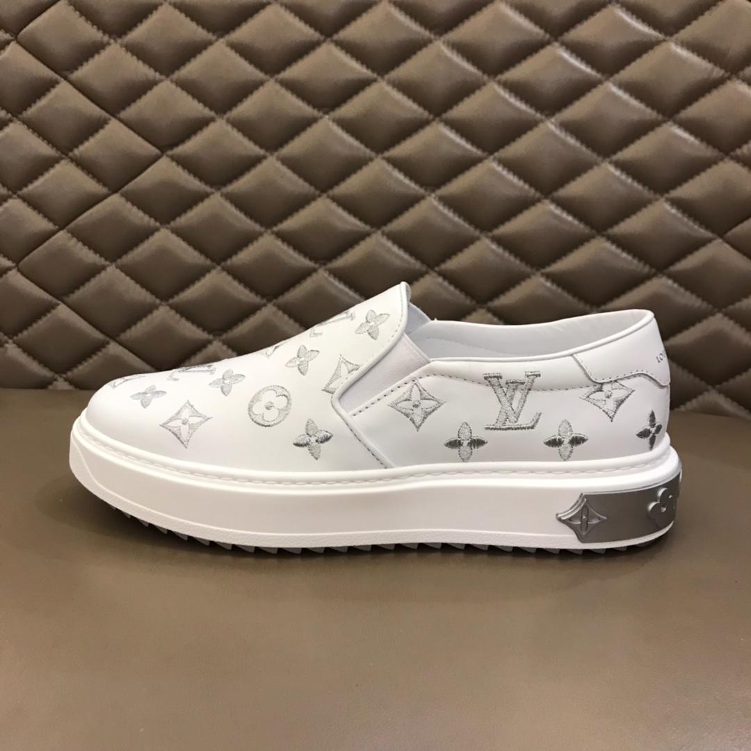 lv Fashion Sneakers White and silver Monogram embroidery with white sole MS02851