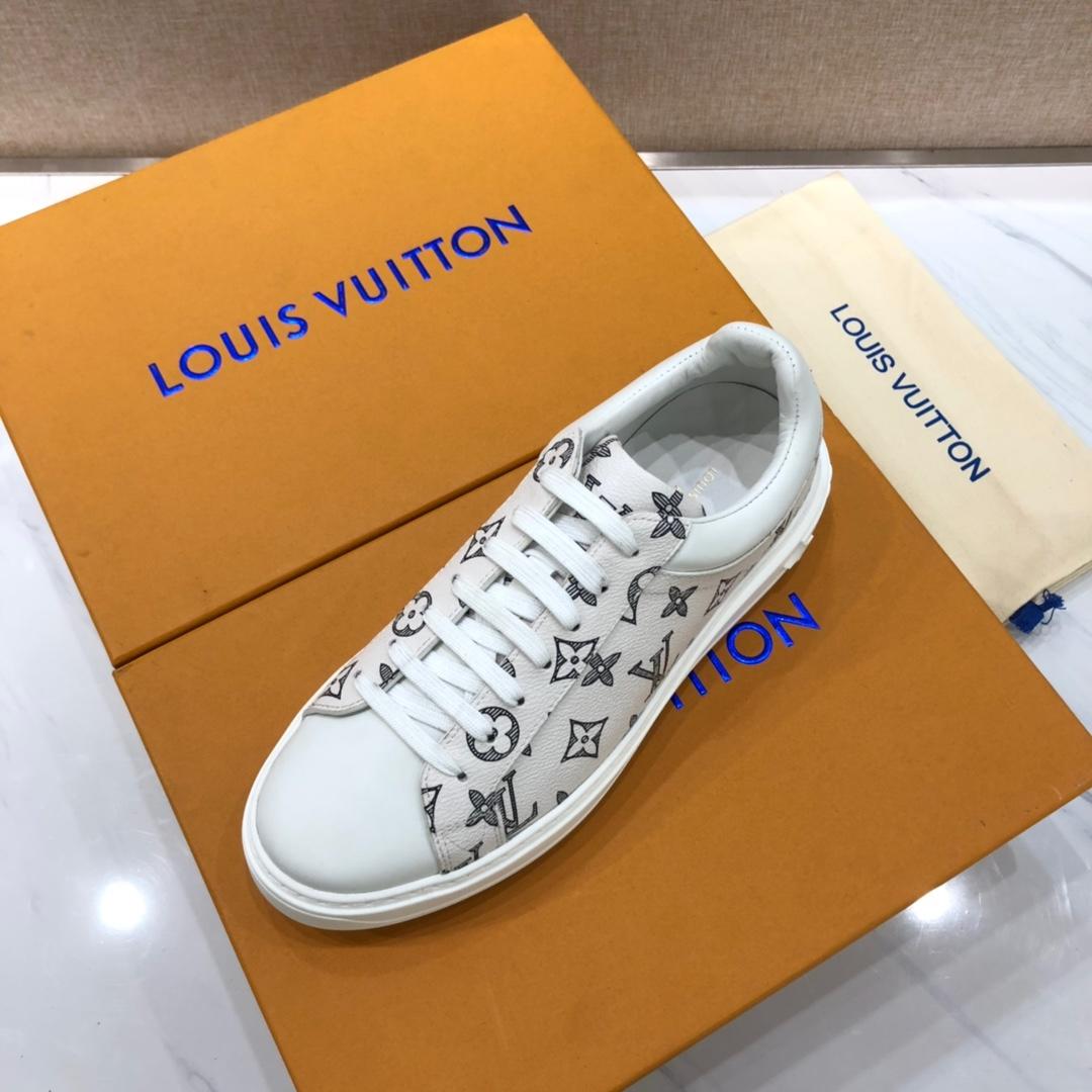 lv Fashion Sneakers White and Monogram print with white sole MS071000