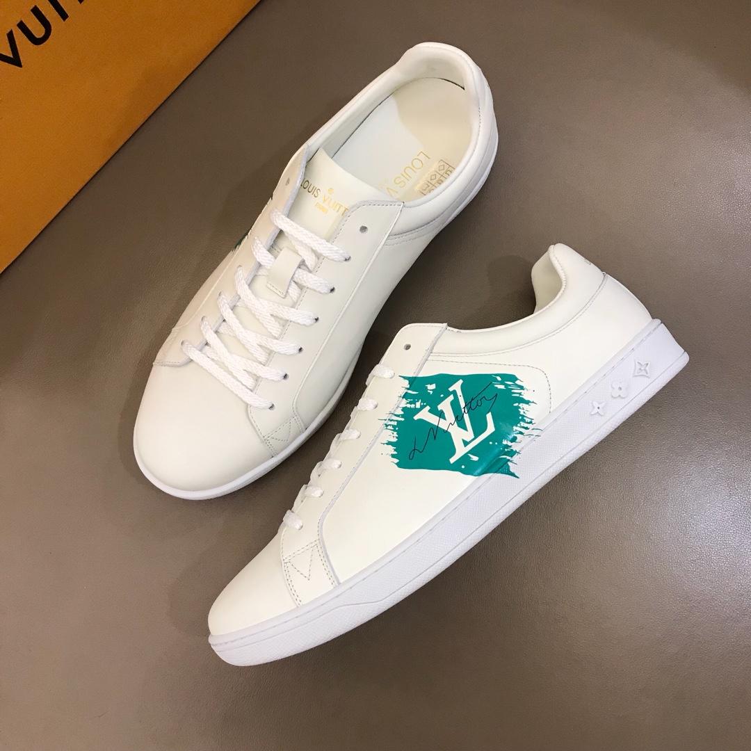 lv Fashion Sneakers White and green LV swash print with white sole MS02870