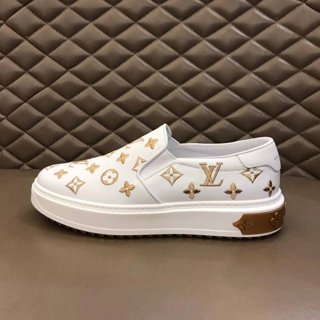 lv Fashion Sneakers White and Gold Monogram Embroidery with White Sole MS02852