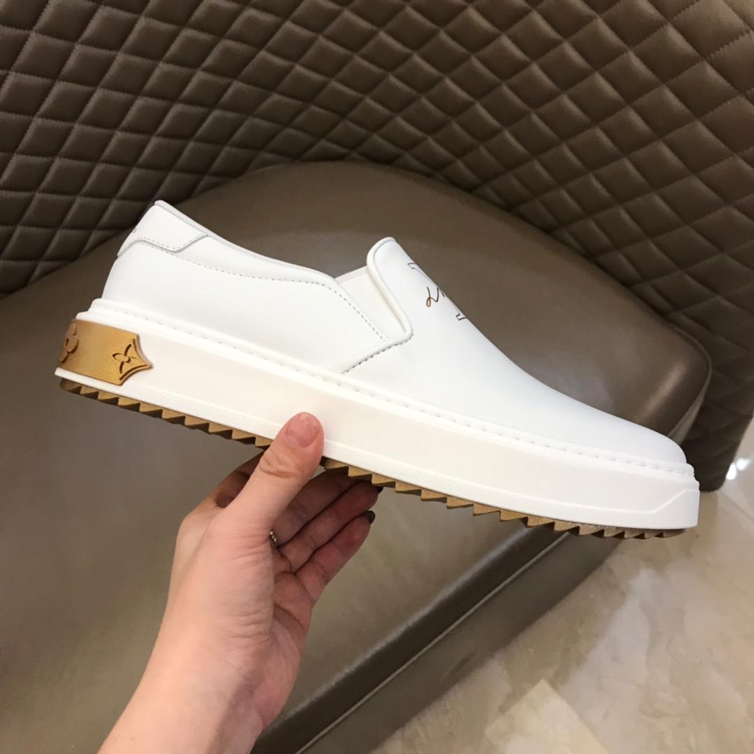 lv Fashion Sneakers White and gold LV print with white sole MS02860