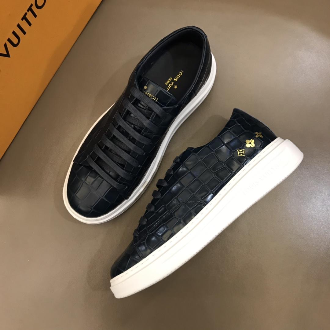 lv Fashion Sneakers Black crocodile leather and gold Monogram Flower motif with white sole MS02877