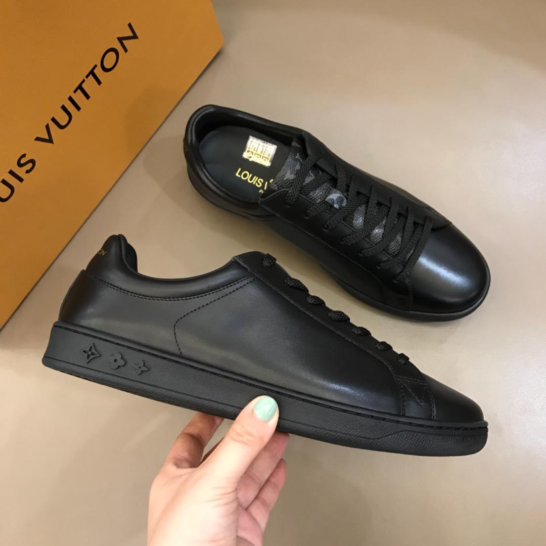 lv Fashion Sneakers Black and Monogram printed tongue and black sole MS02866