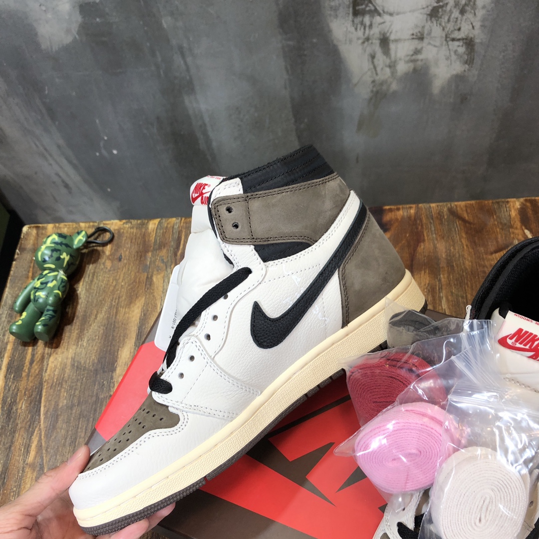 Travis Scott x Nike Sneaker Air Jordan1 AJ1