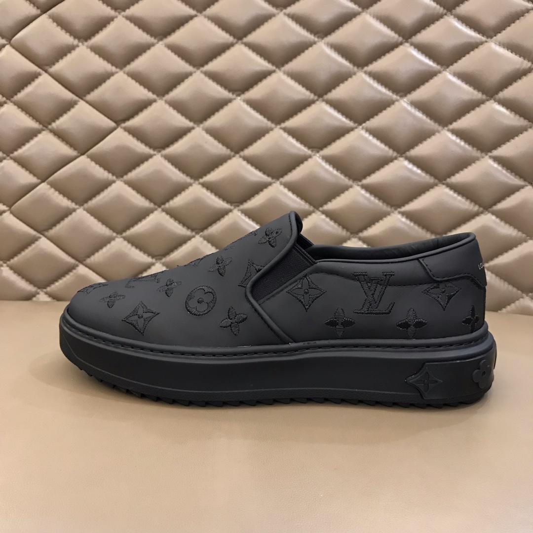 lv Fashion Sneakers Black and Monogram embroidery with black sole MS02850