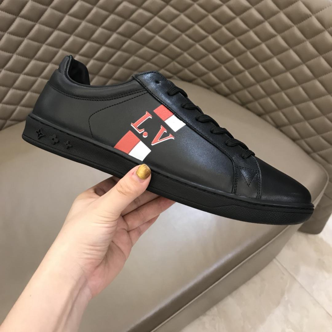 lv Fashion Sneakers Black and LV striped print with black sole MS02873