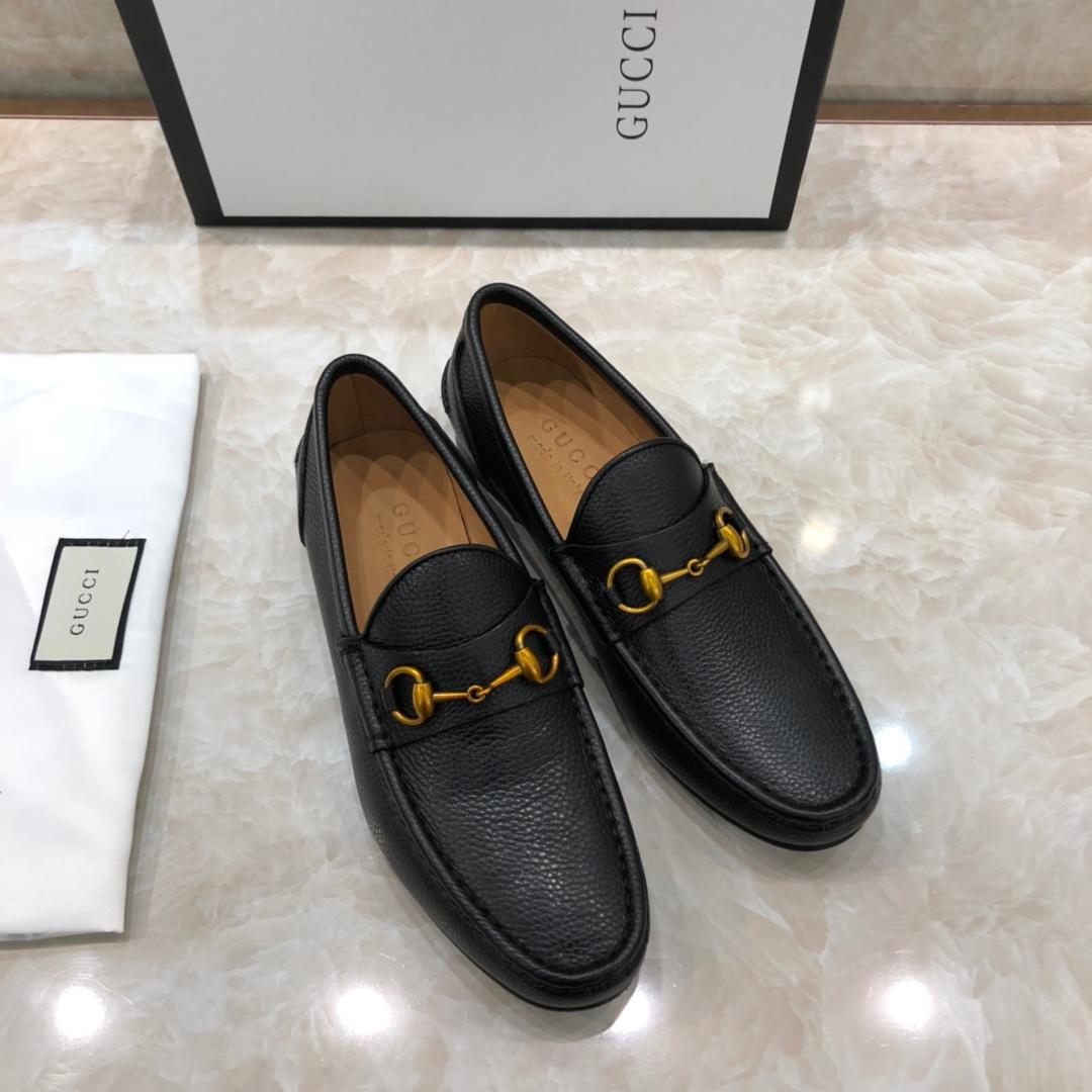 Gucci Deep Blue leather Perfect Quality Loafers With Golden Buckle MS07618