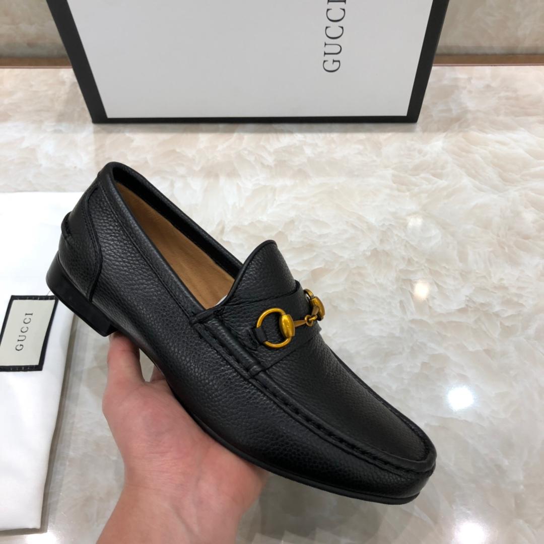 Gucci Deep Blue leather Perfect Quality Loafers With Golden Buckle MS07618