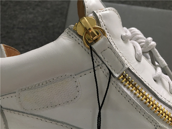 High Quality Giuseppe Zanotti Owen high-top sneakers in white and gold details