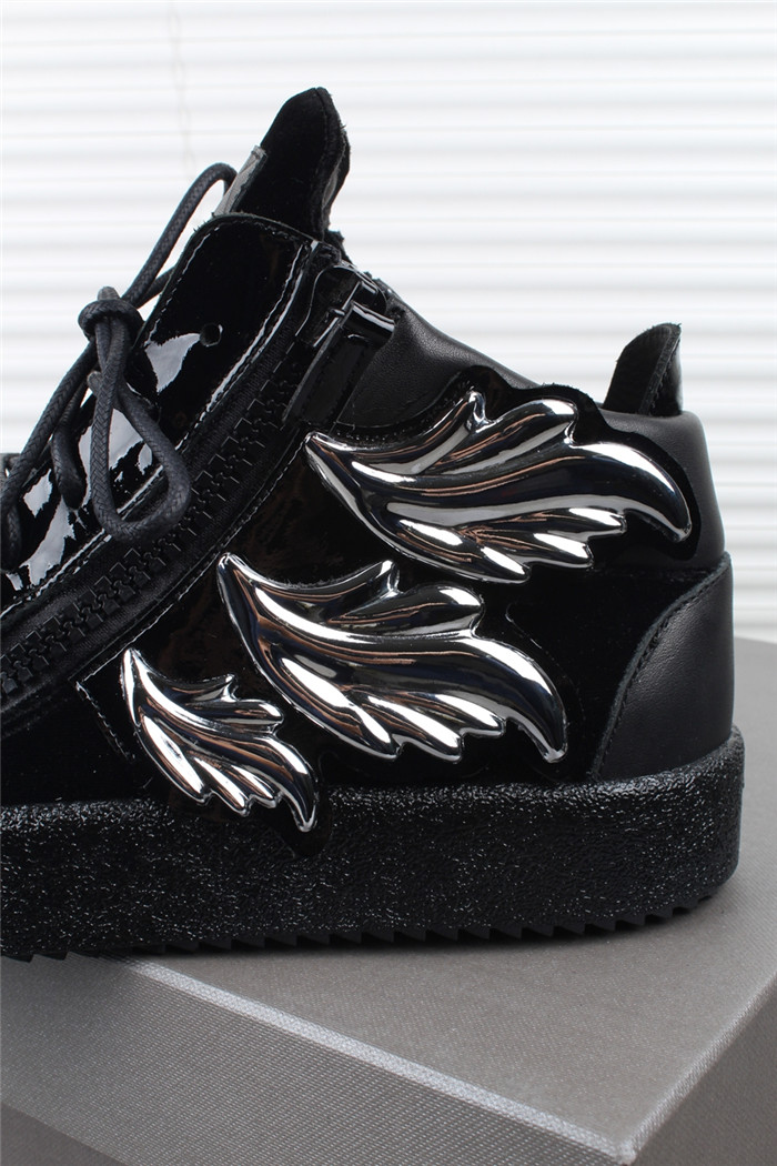 High Quality Giuseppe Zanotti Mid Top Men Sneaker With Silver Wings