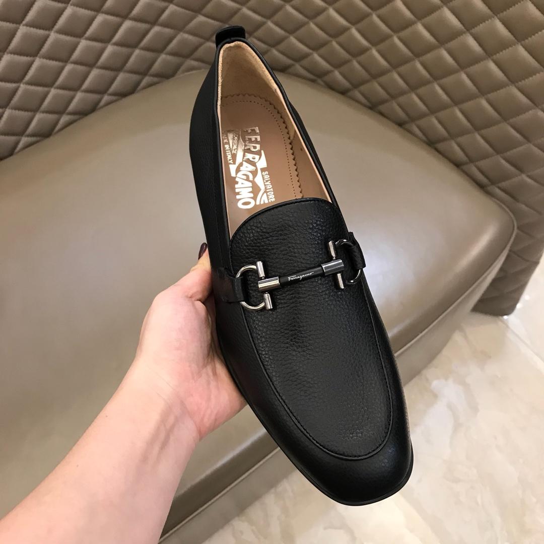 Salvatore Ferragamo Black leather Fashion Perfect Quality Loafers With Sliver Buckle MS02986