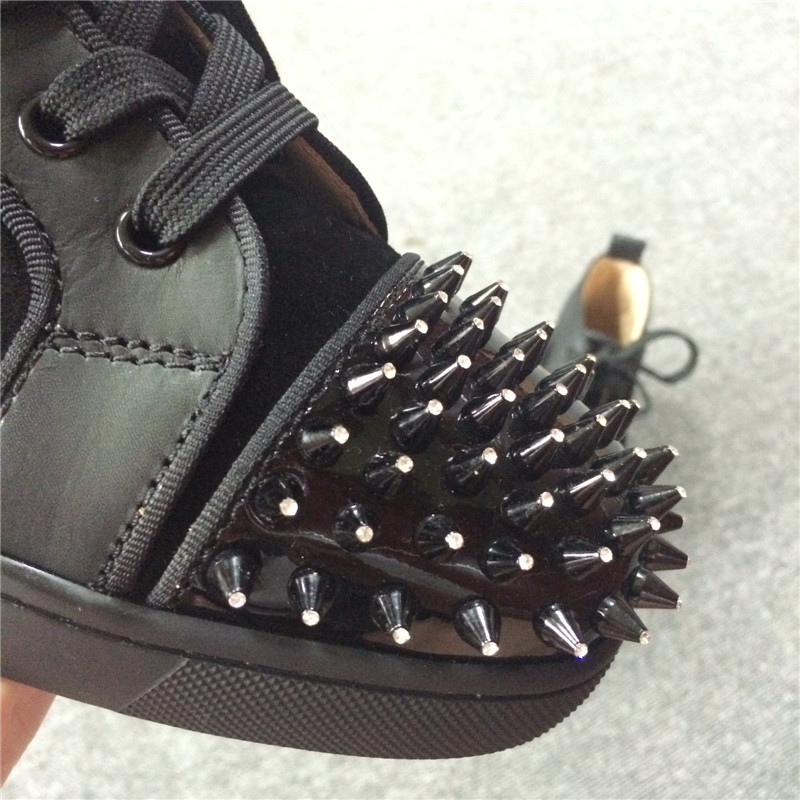 High Quality Christian Louboutin Louis Spikes Men Flat Black Suede Sneakers