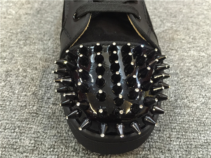 High Quality Christian Louboutin Louis Spikes Men Flat Black Suede Sneakers