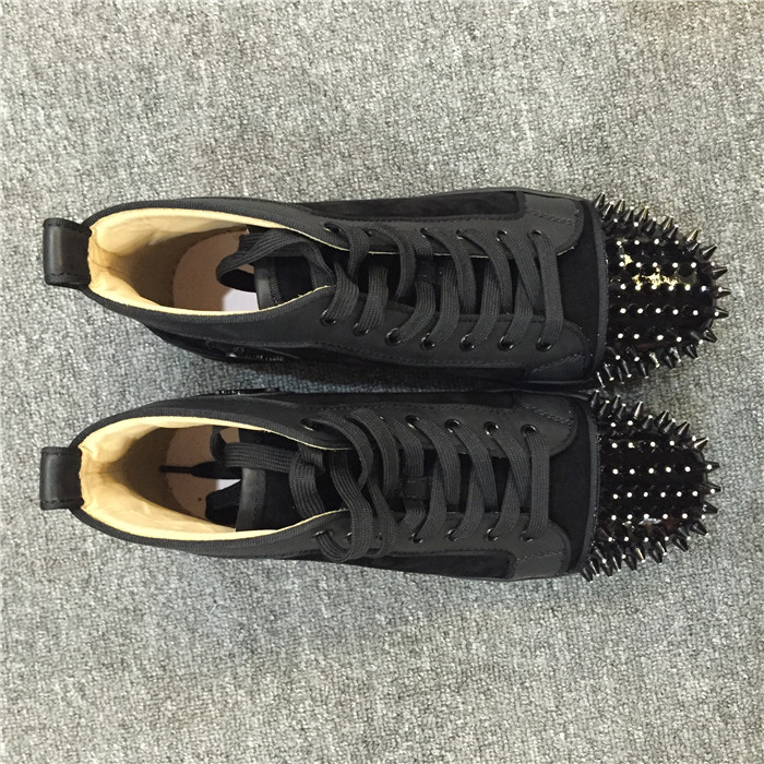 High Quality Christian Louboutin Louis Spikes Men Flat Black Suede Sneakers