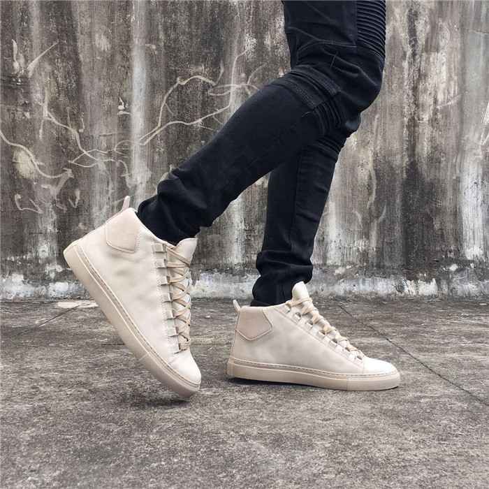 High Quality Balenciaga Sprayed Suede Arena High-Top Sneakers-Light Taupe