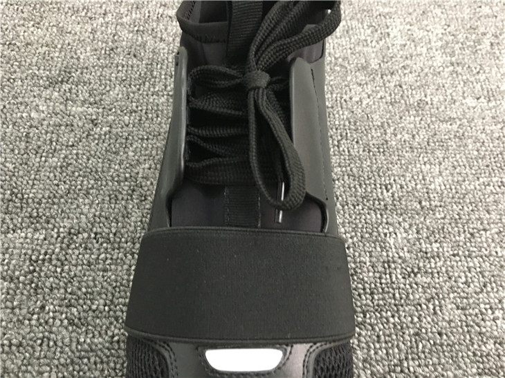 High Quality Balenciaga Black Multi-Materials White Runners