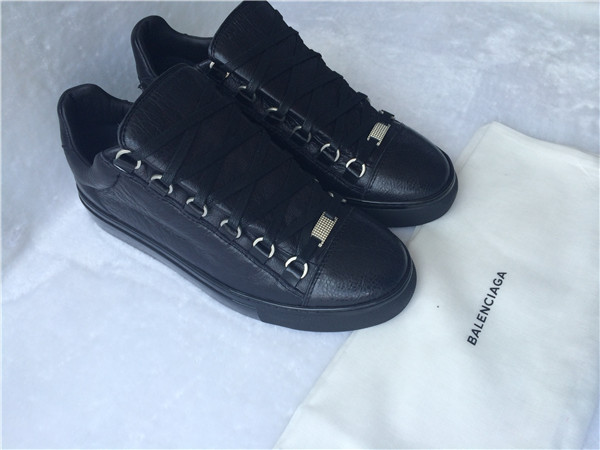 High Quality Balenciaga Arena Low Top Creased Leather Sneakers Black