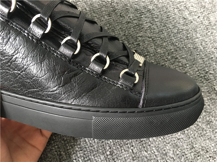 High Quality Balenciaga Arena Creased Leather Sneakers Black