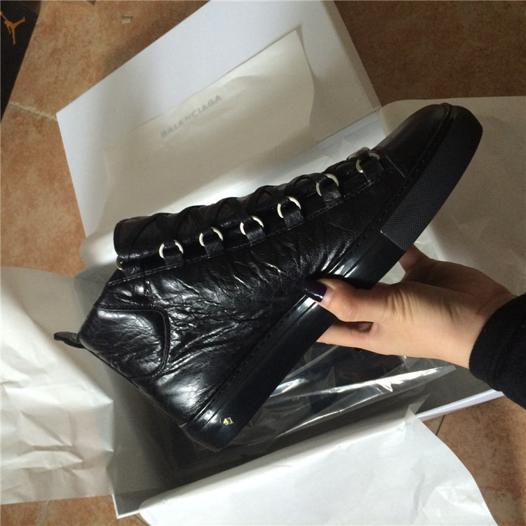 High Quality Balenciaga Arena Creased Leather Sneakers Black