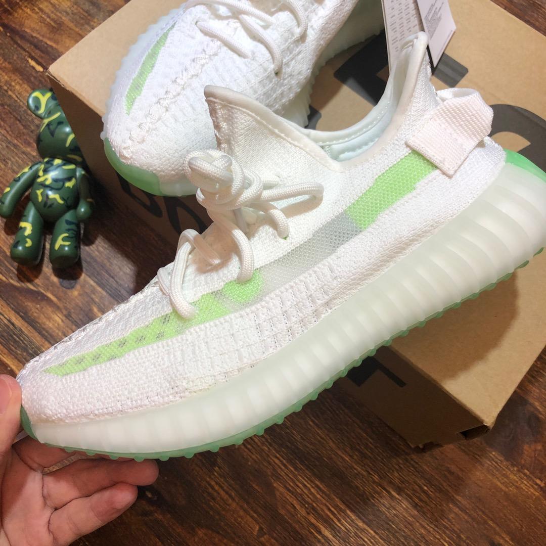 High Quality Adidas Yeezy Boost 350 V2 Hyperspace EG5563 Sneaker DZH00A015