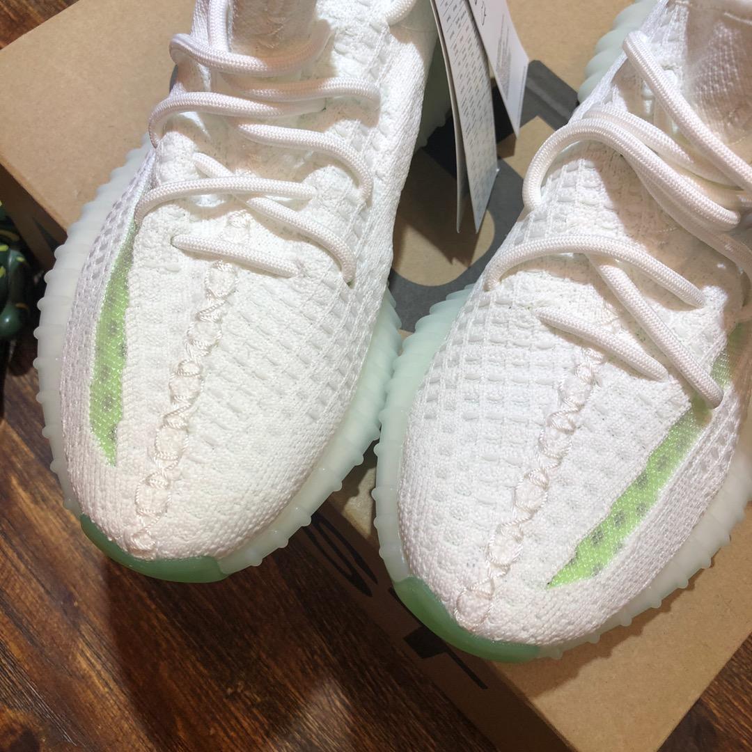 High Quality Adidas Yeezy Boost 350 V2 Hyperspace EG5563 Sneaker DZH00A015