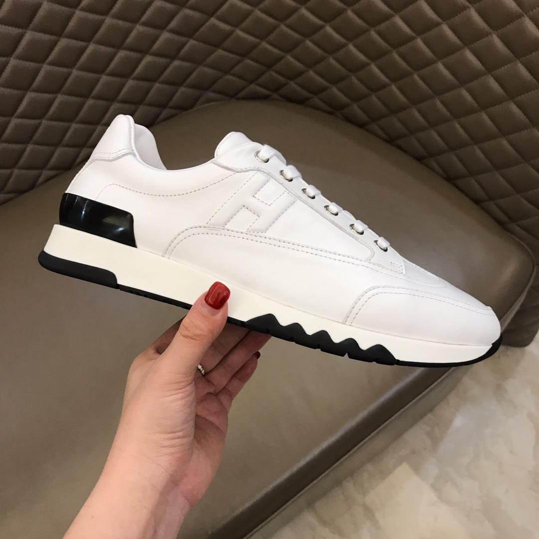 Hermes Perfect Quality Sneakers White and Two-tone sole with White tongue MS02736