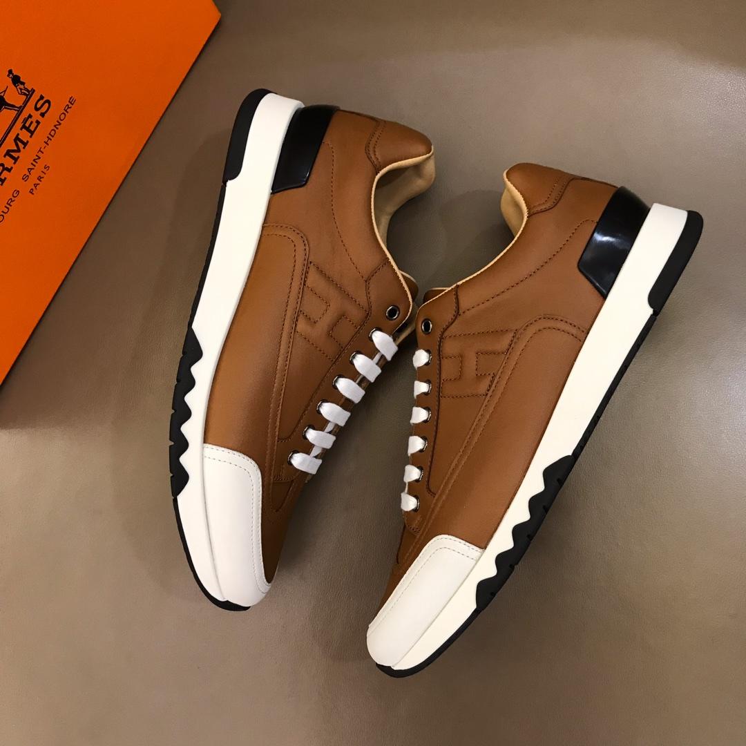 Hermes Perfect Quality Sneakers Brown and Two-tone sole with Brown tongue MS02735