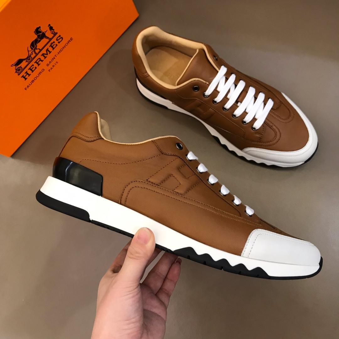 Hermes Perfect Quality Sneakers Brown and Two-tone sole with Brown tongue MS02735