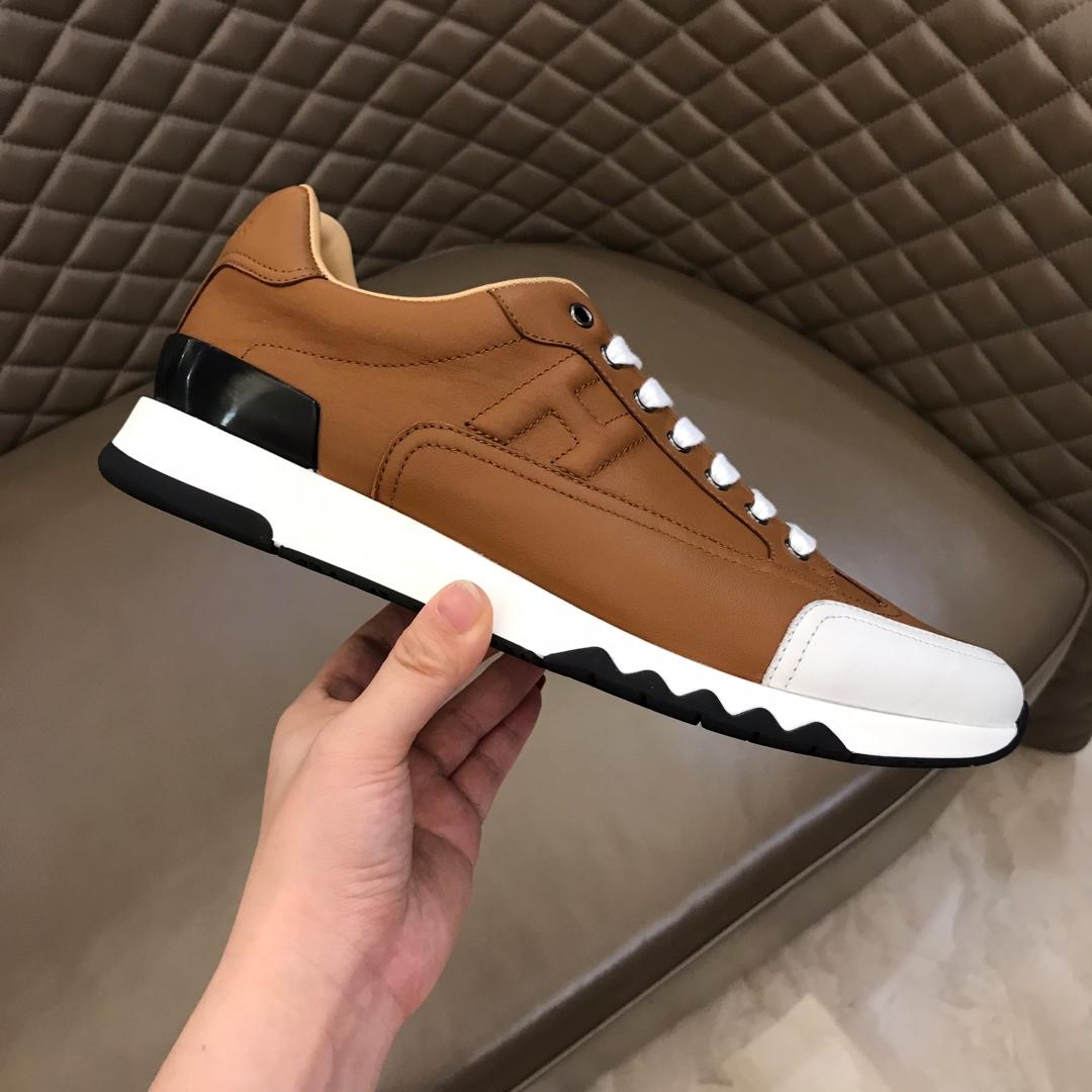 Hermes Perfect Quality Sneakers Brown and Two-tone sole with Brown tongue MS02735