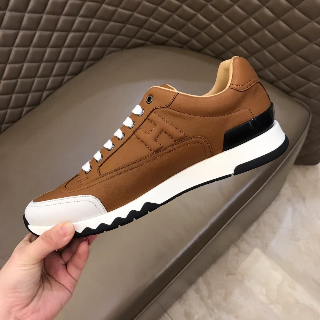 Hermes Perfect Quality Sneakers Brown and Two-tone sole with Brown tongue MS02735