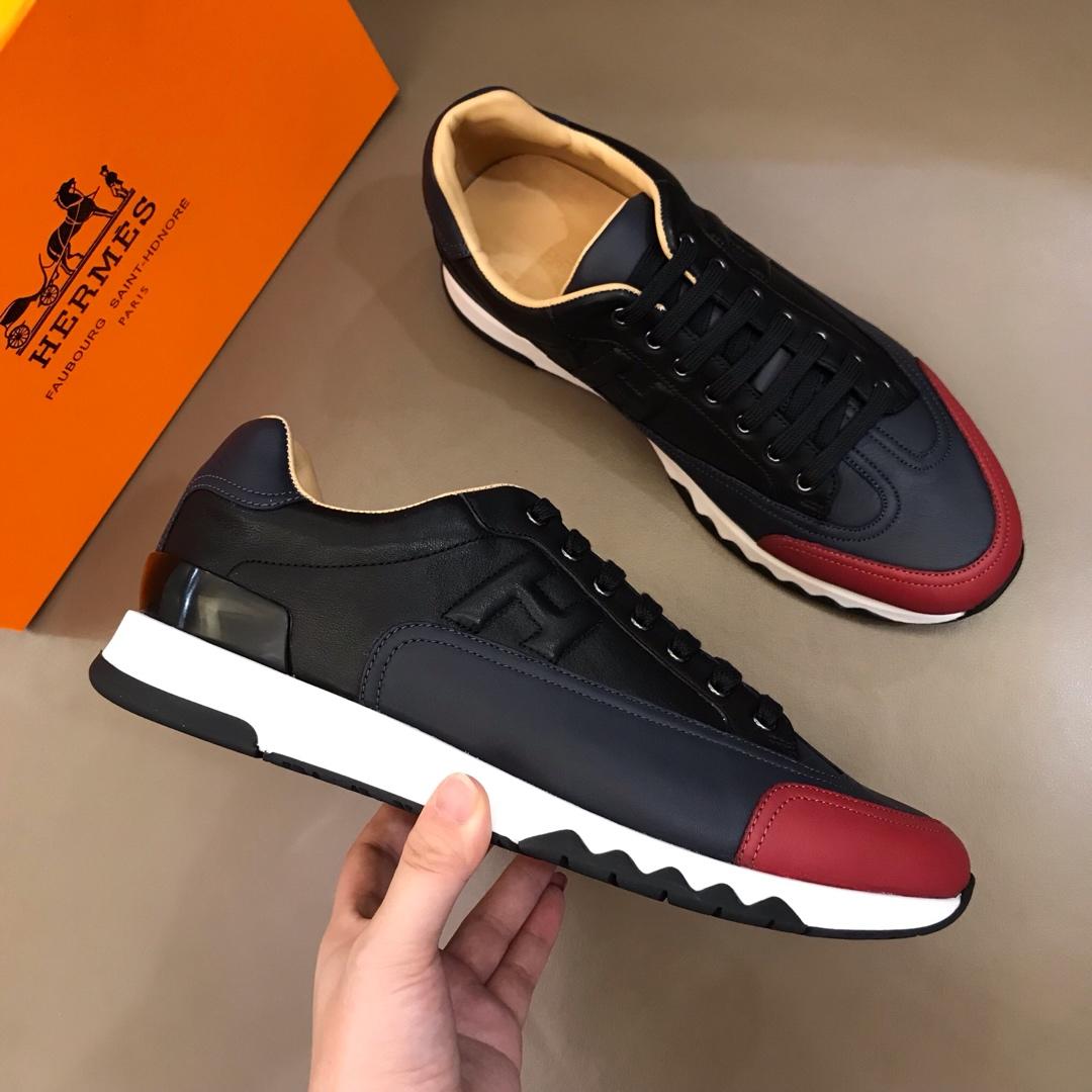 Hermes Perfect Quality Sneakers Black and Two-tone sole with Navy blue tongue MS02734