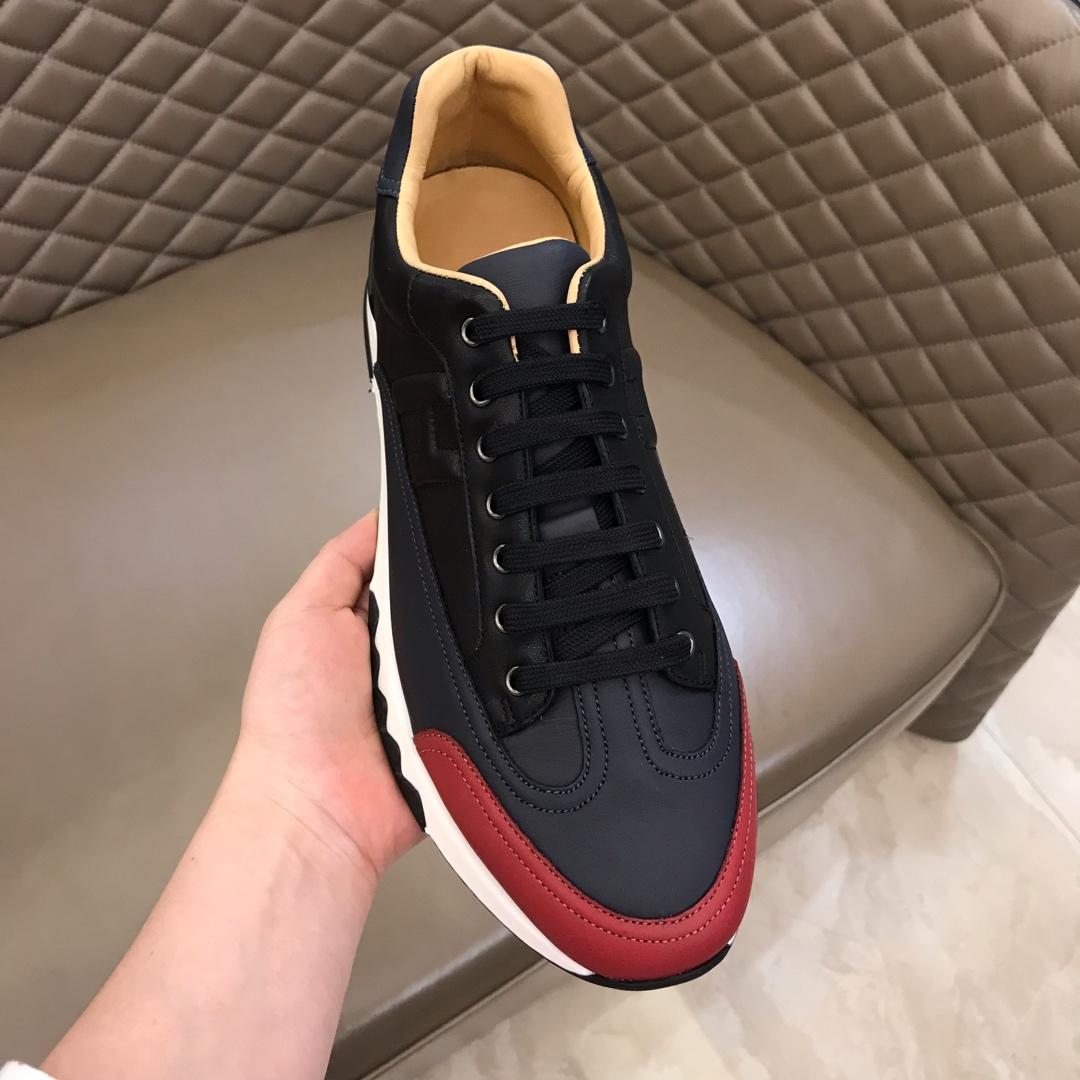 Hermes Perfect Quality Sneakers Black and Two-tone sole with Navy blue tongue MS02734