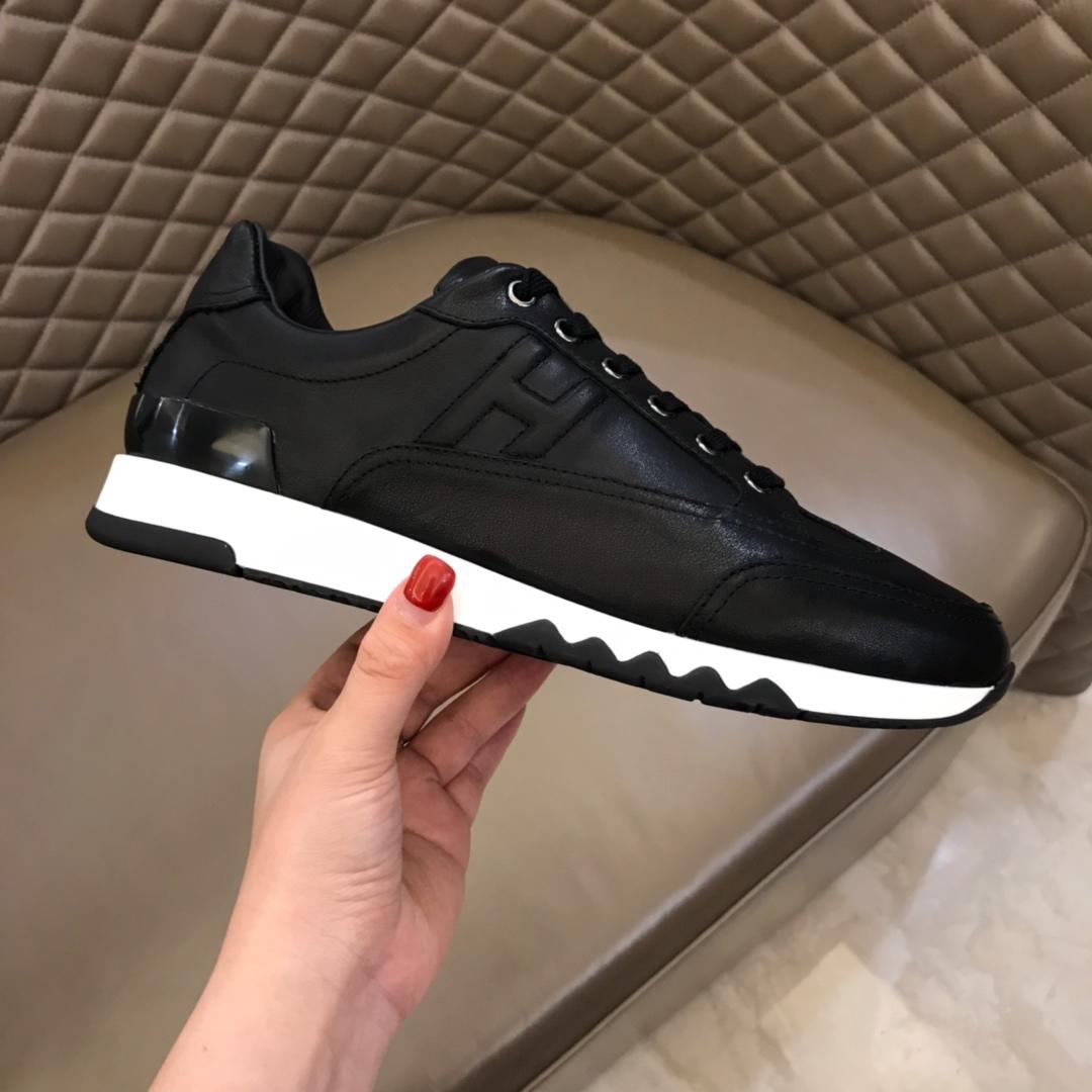 Hermes Perfect Quality Sneakers Black and Two-tone sole with Black tongue MS02739