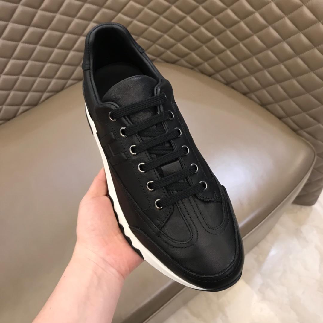 Hermes Perfect Quality Sneakers Black and Two-tone sole with Black tongue MS02739