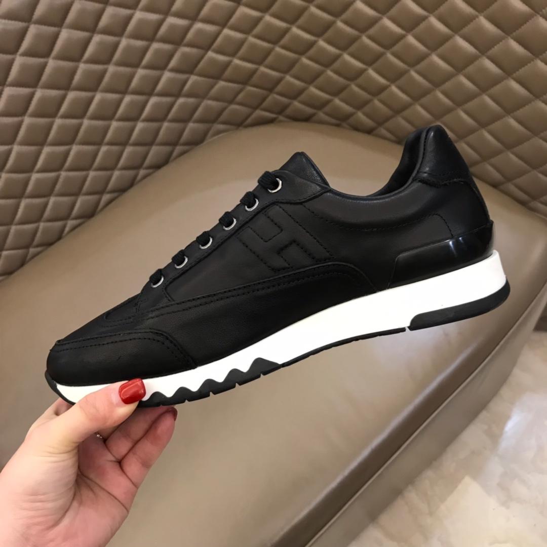 Hermes Perfect Quality Sneakers Black and Two-tone sole with Black tongue MS02739