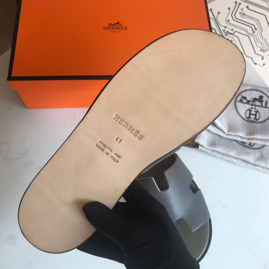 Hermes Luxury Slippers WS032987