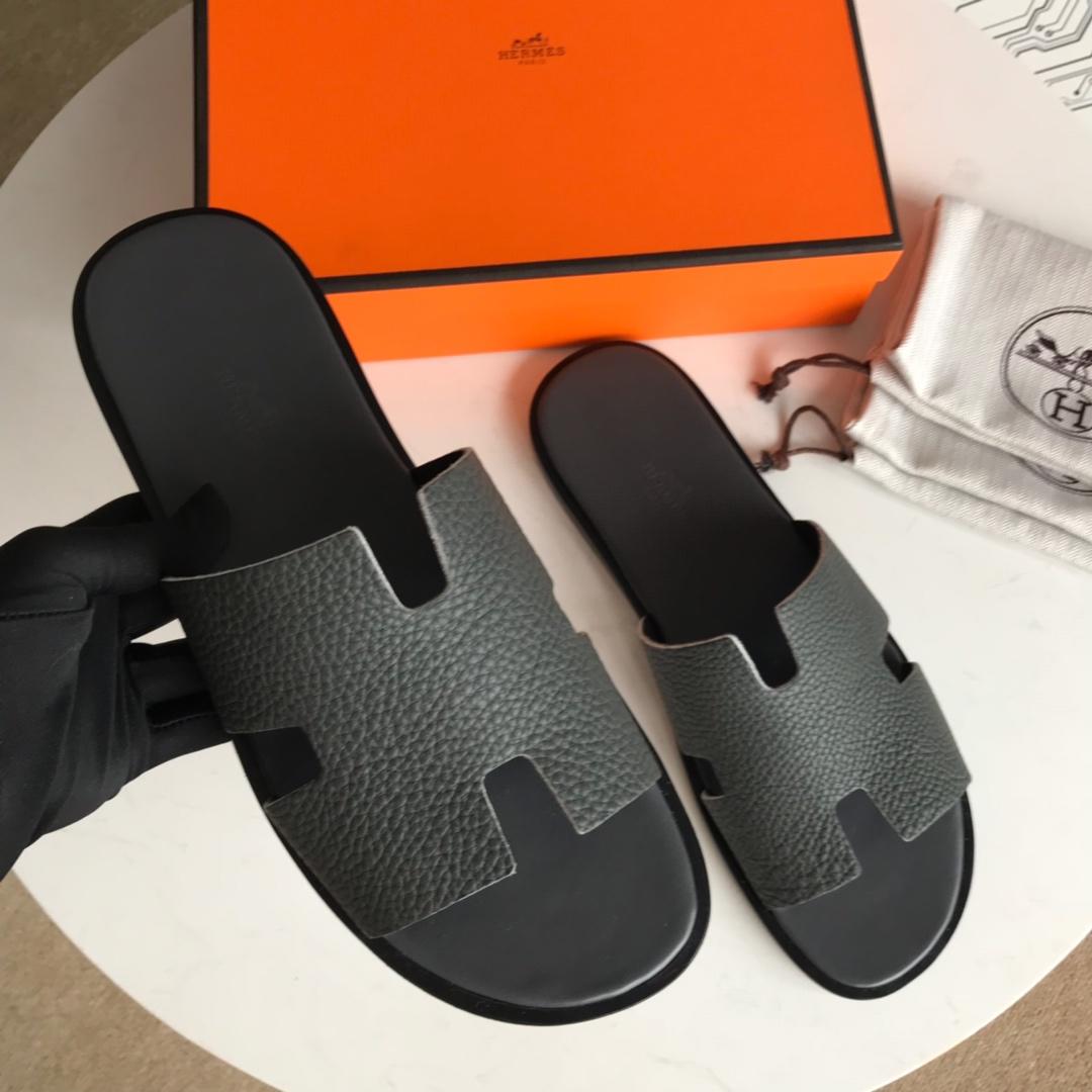 Hermes Luxury Slippers WS032975