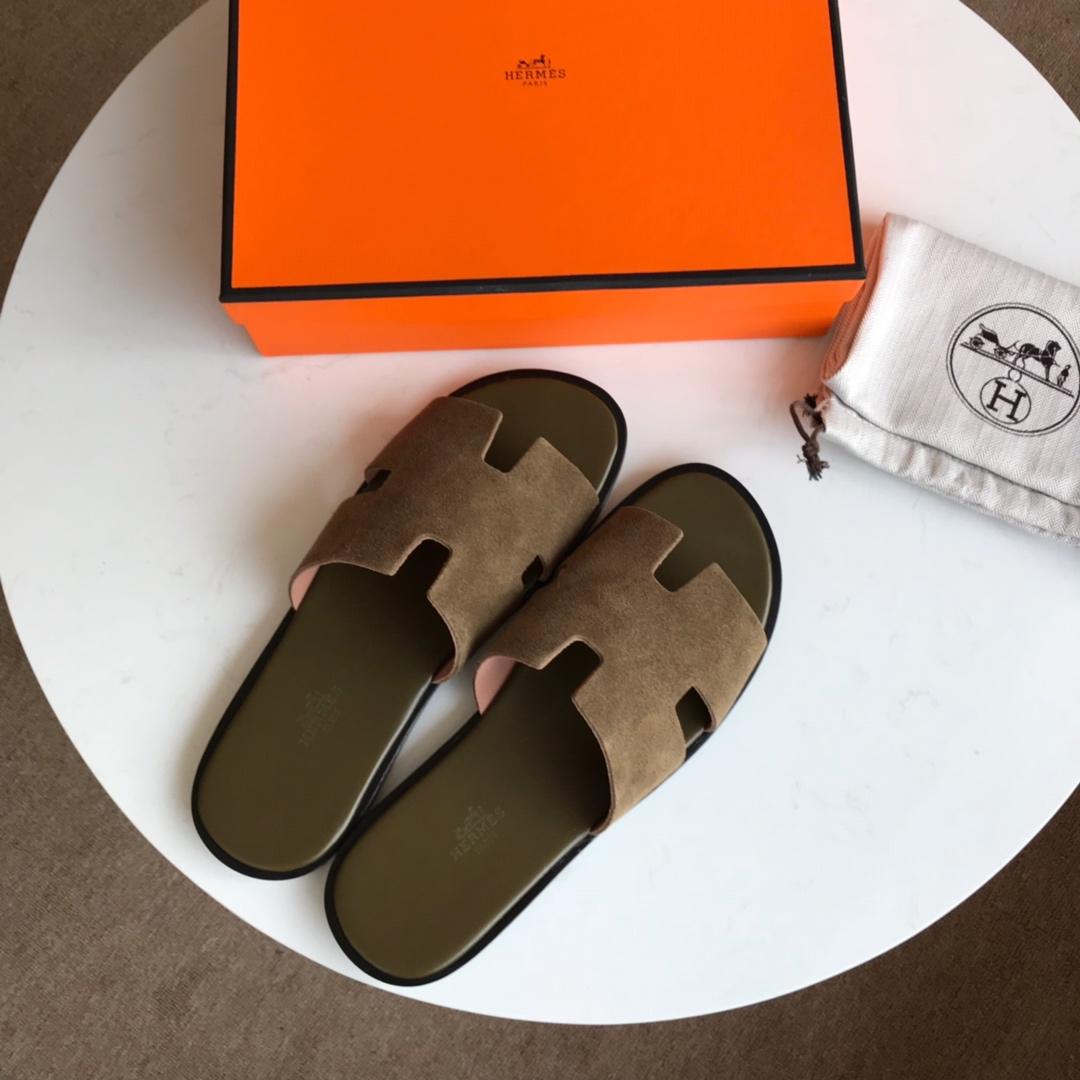 Hermes Luxury Slippers WS032946