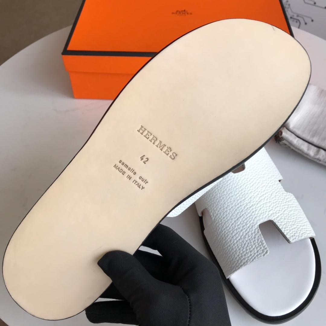 Hermes Luxury Slippers WS032944