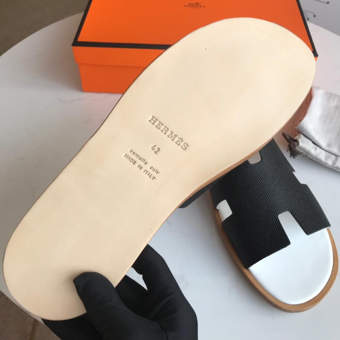 Hermes Luxury Slippers WS032939