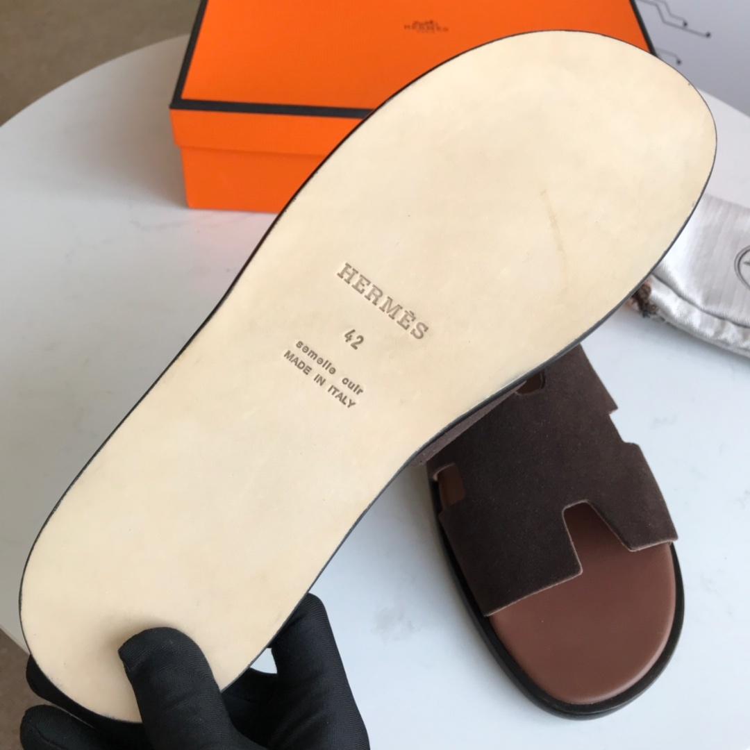 Hermes Luxury Slippers WS032935